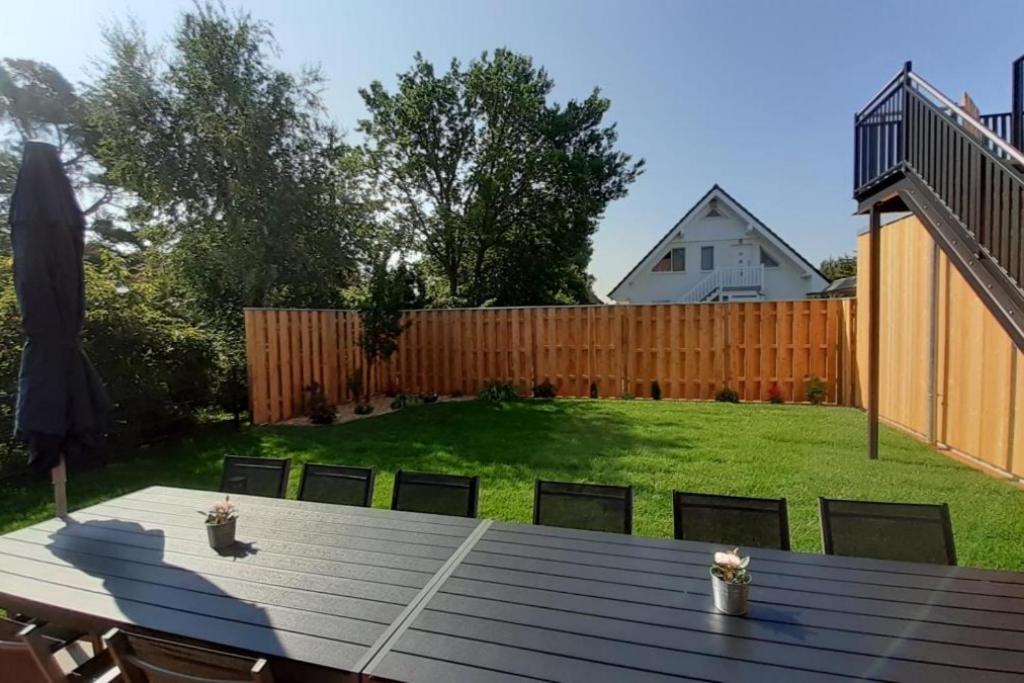 ボルン Fh Magnolia Fuer 12 Pers. Mit Terrasse + Dachterasseヴィラ エクステリア 写真